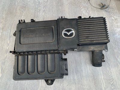 Корпус повітряного фільтра Mazda 3 BK, 1.6 бензин, 2003-2009 р., хетчбек, 1001407041, б.в. 1001407041 фото
