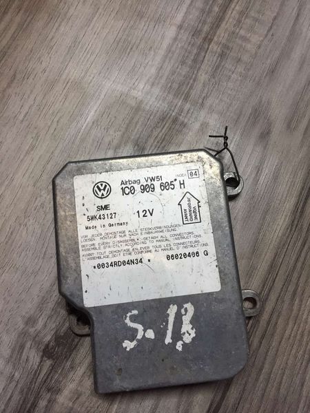 Блок управління Airbag Vag 1С0909605Н, б.в. 1С0909605Н фото