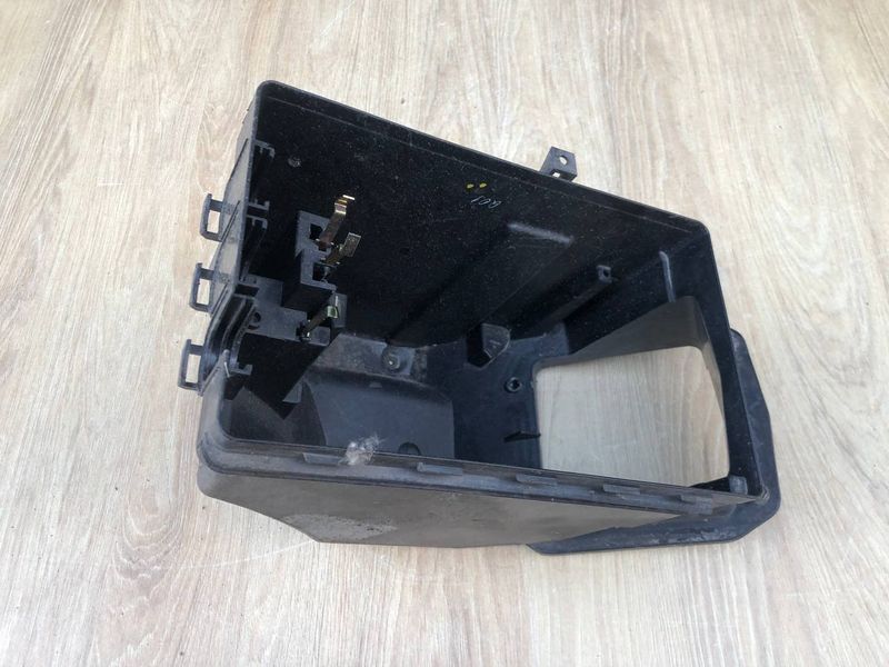 Корпус блока запобіжників Mercedes W220 S-class, Б.в 2205400624 2205400624 фото