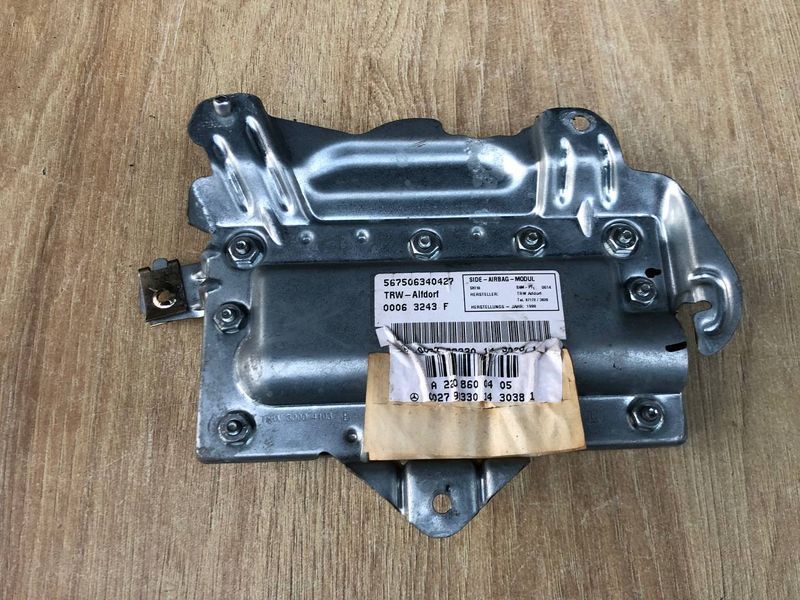 Подушка безпеки передніх правих дверей Mercedes W220 S-class, б.в 2208600405 2208600405 фото