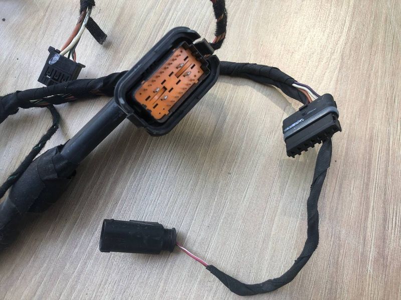 Проводка задней левой двери Mercedes W251 R-class, б.у. 2514401709 фото