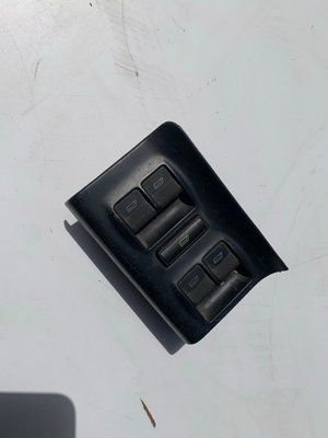 Кнопки склопідйомників передніх лівих дверей Audi A4 B5, 2000 р., 8D1959515B, б.в. 8D1959515B фото