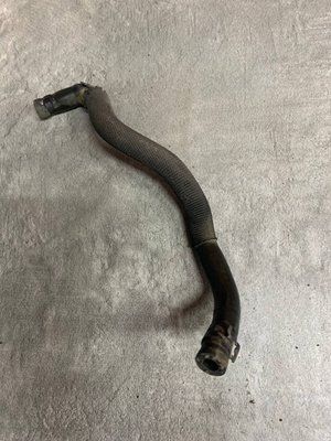 Патрубок охолодження Volkswagen Passat B6, 2.0 TFSI, 2005-2011 р., б.в. 032/4 фото