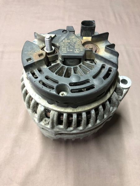 Генератор 0131548502 Mercedes W251, R-class, б.у 0131548502 фото