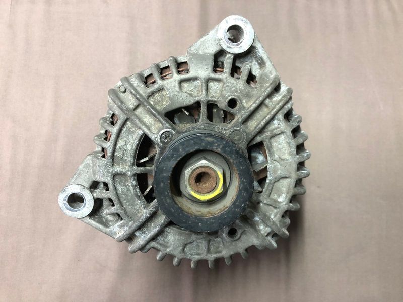 Генератор 0131548502 Mercedes W251, R-class, б.у 0131548502 фото