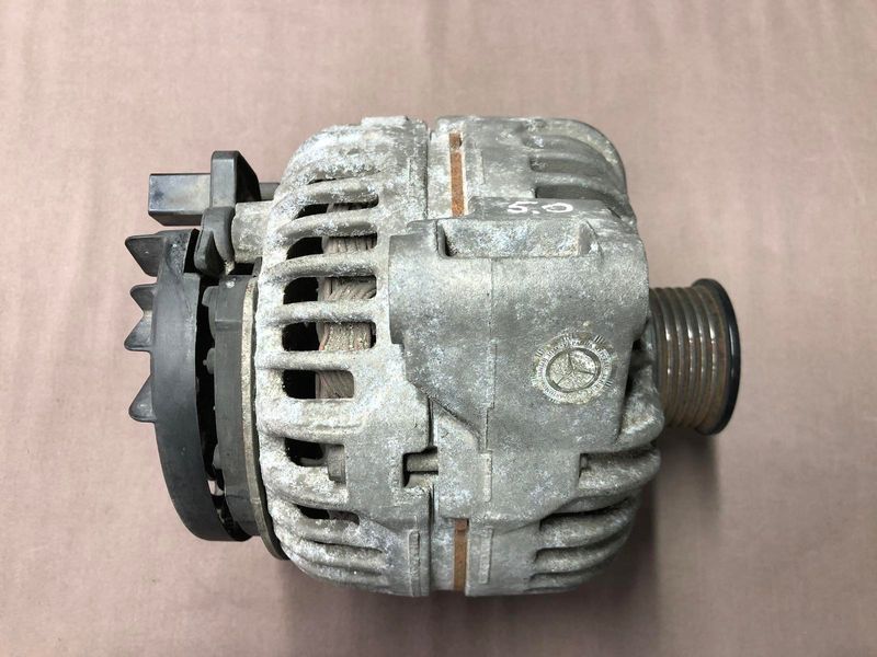 Генератор 0131548502 Mercedes W251, R-class, б.у 0131548502 фото