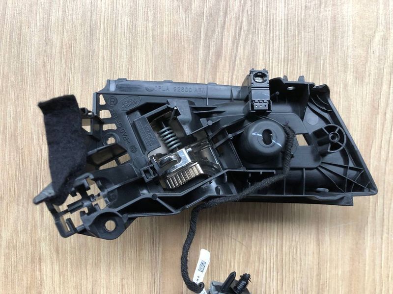 Ручка двери салона передняя правая CPLA22600AE Range Rover Vogue L405, б.у. CPLA22600AE фото
