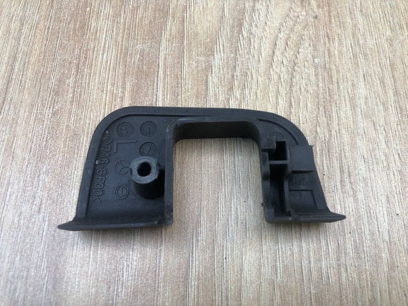 Кожух защитный замка двери Mercedes W203  C-class, б.у. 2037230508 2037230508 фото