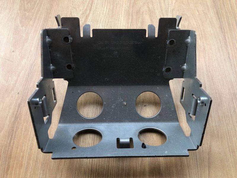 Кронштейн CPLA674456A Range Rover Vogue L405 б.в. CPLA674456A фото