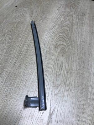 Направляюча скла дверей Toyota Land Cruiser Prado 120, P6816295J, б.в. P6816295J  фото