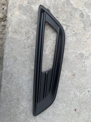 Решітка переднього бампера ліва Ford Focus MK3, 2014-2018 р., USA, 32C2275R. 32C2275R фото