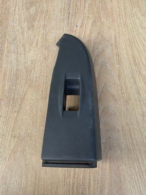 Накладка кнопки заднього лівого склопідйомника Nissan Almera Classic B10RS 2006-2012 р., 7845131700, б.в. 7845131700 фото