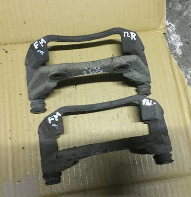 Скоба супорту передня Ford Mondeo 3, б.в. 1866255682 фото