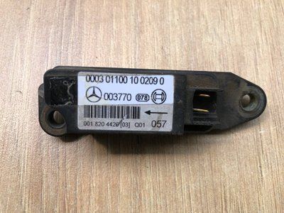 Датчик airbag Mercedes C-class w203 2.0 бензин, б.в. 0018204426 0018204426 фото