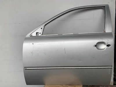 Двері передні ліві Skoda Octavia Tour, б.в. 567788899 фото