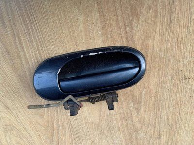 Ручка наружная задней правой двери Nissan Almera Classic B10RX 2006-2012 г, б.у. 8260695F0B 8260695F0B фото