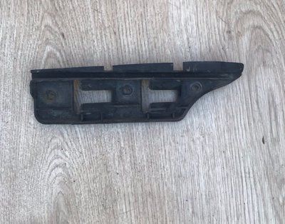 Напрямна переднього бампера ліва Volkswagen Jetta 2007 р., седан, 1K0807183, б.в.  1K0807183 фото