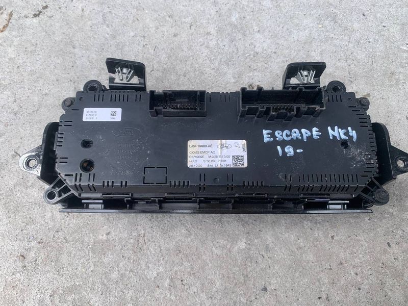 Блок управления климат-контролем, печкой Ford Escape MK4, 2019-2025 г., USA, LJ6T19980AE, б.у. LJ6T19980AE фото