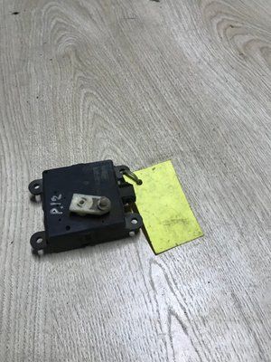 Актуатор заслонки пічки Nissan Primera P12, 2К00130850, б.в. 2К00130850 фото