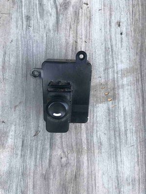 Кнопка стеклоподъемника переднего правого Hyundai i30 2007-2012 г, б.у. 935752L011 935752L011 фото