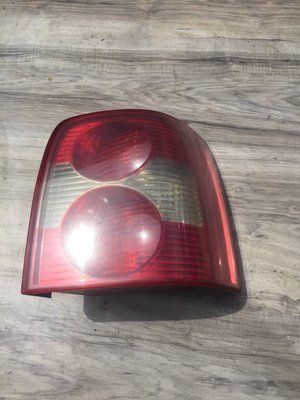 Стоп правый 3В9.945.096АА Volkswagen B5+ universal, б.у. 3В9.945.096АА фото