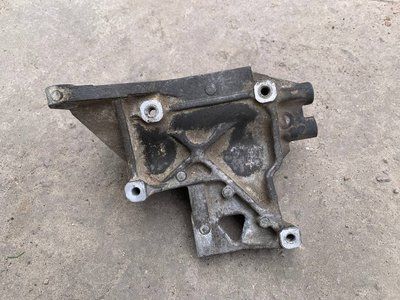 Кронштейн компрессора Subaru Impreza 3, 2007-2011 г., 2.0 бензин, 73611FG000, б.у. 73611FG000 фото