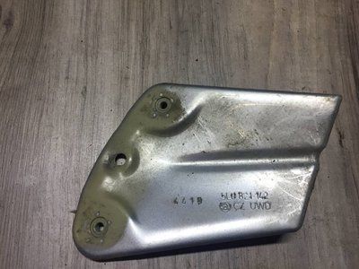 Кронштейн крыла 5L0824142 Skoda Yeti, б.у. 5L0824142 фото