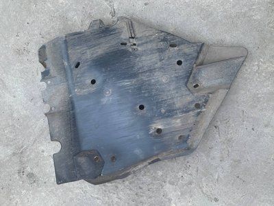 Защита топливного бака левая Subaru Impreza 3, 2007-2011 г., 42045FG020, б.у. 42045FG020888 фото