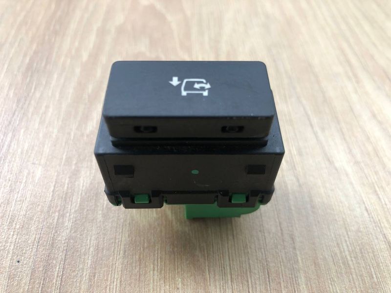 Кнопка регулировки подвески LR034942, CPLA2B949AC Range Rover Vogue L405, б.у. LR034942, CPLA2B949AC фото