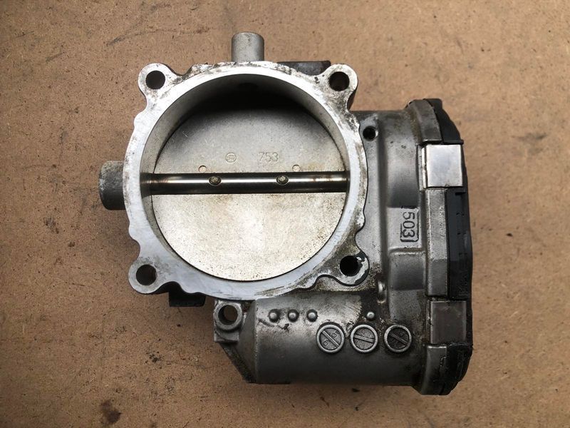 Дросельна заслінка Mercedes w221, S-клас, б.в. 2731410325 2731410325 фото