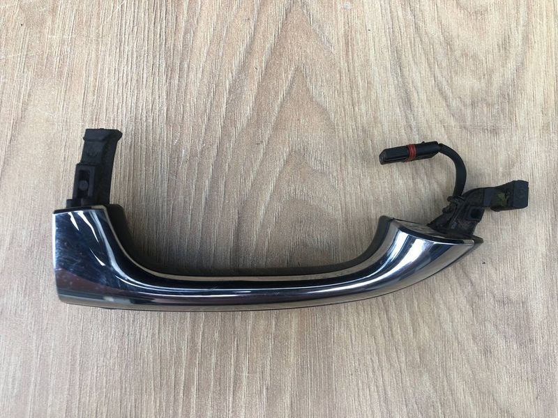 Ручка дверей зовнішня права Mercedes W251 R-class, б.в. 1647600470 фото