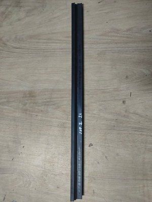 Бархотка, молдинг стекла задних левых дверей Skoda Superb 2, 2010 г., 3T5839479, б.у. 3T5839479 фото