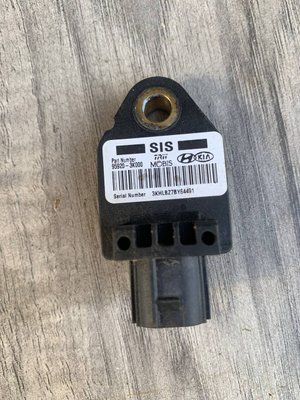 Датчик удару Hyundai i30, б.в. 95920-3K000 95920-3K000 фото