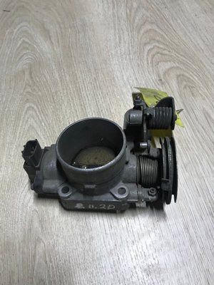 Дросельная заслонка Nissan Primera 11, б.у. 00-099990 фото
