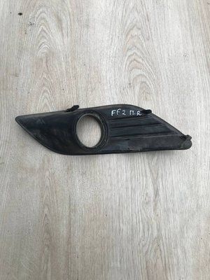 Рамка протитуманки права Ford Focus MK2 1.6 бензин, 2008-2010 р, б. в. 8М51R19952A 8М51R19952A фото