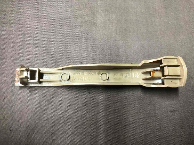 Накладка бежевая Mercedes w221, S-класс 2219191520 фото