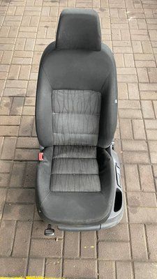 Комплект передних сидений, водителя и пассажира Skoda Octavia A5, 2010 г., 1Z0881021KM, б.у. 1Z0881021KM фото
