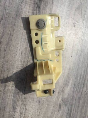 Кронштейн торпеды левый ВР4К-60413 Mazda 3 ВК, б.у. ВР4К-60413 фото