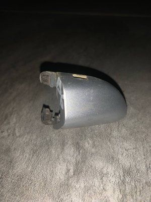 Заглушка ручки правих дверей Volkswagen Passat B6, 2005 р., 3C0837880, б.в. 3C0837880 фото