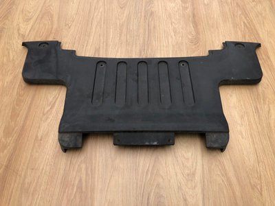 Накладка заднього бампера LR037930, CK5217F846AA Range Rover Vogue L405, б.в. LR037930, CK5217F846AA фото