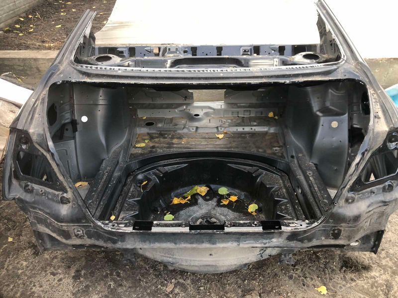 Задня частина кузова взборі Mercedes w221, S-клас 2216300321, 2216300021 фото