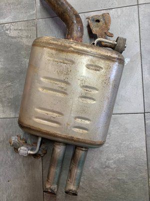 Глушник Volkswagen Passat B6, 2005-2011 р., 2.0 TFSI, 3C0253611C, б.в. 3C0253611C фото