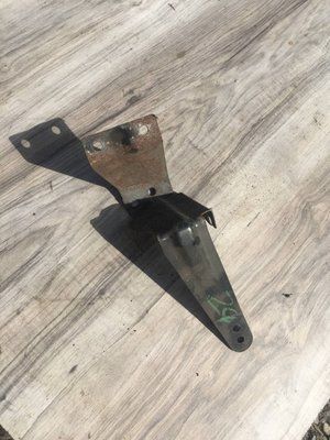 Кронштейн насоса ГУР Mitsubishi Lancer 9, б.в. 456788777999 фото