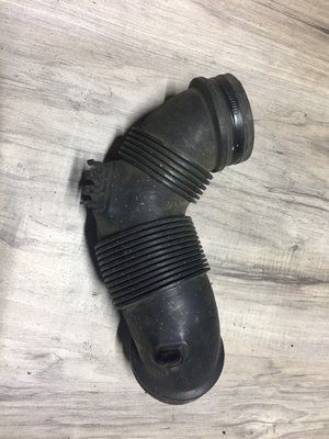 Патрубок воздушный Skoda Octavia A7, б.у. 500 128 654  фото