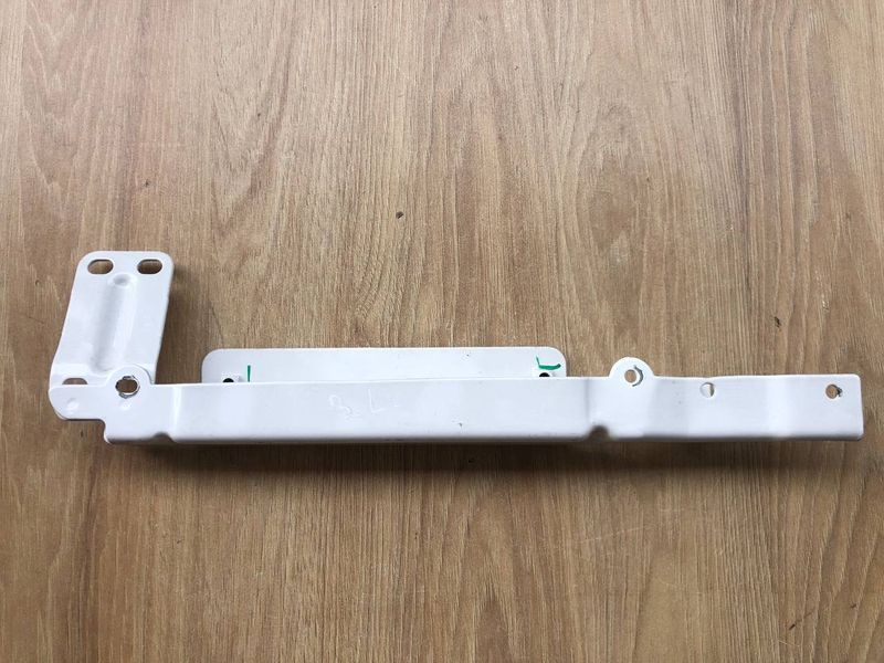 Стельове кріплення заднє ліве LR053646, CK5252137BC Range Rover Vogue L405 б.в. LR053646, CK5252137BC фото