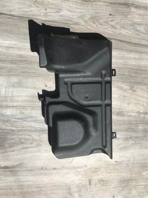 Накладка торпеди під бардачок Mitsubishi Lancer 9, 1.6 бензин 2006 рік, б.в. MN124779 MN124779 фото