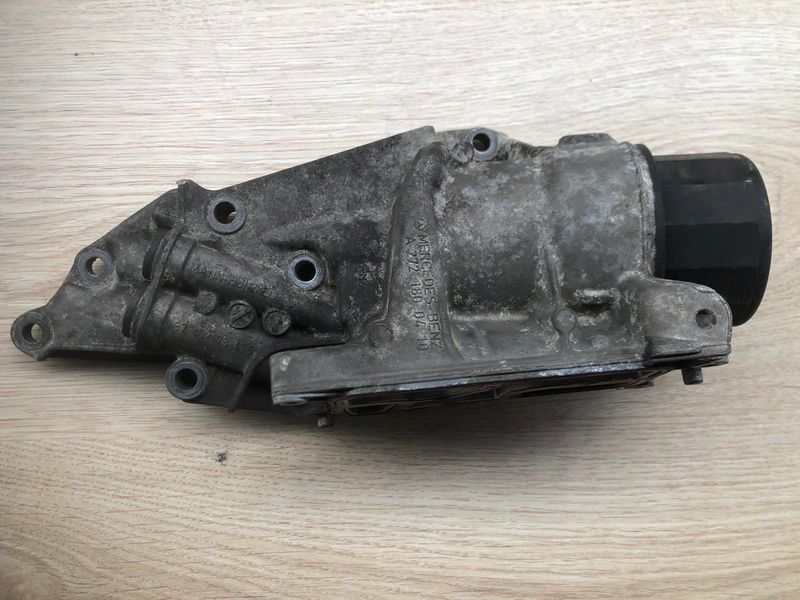 Корпус масляного фильтра Mercedes w221, S-класс, б.у. 2721800410 фото
