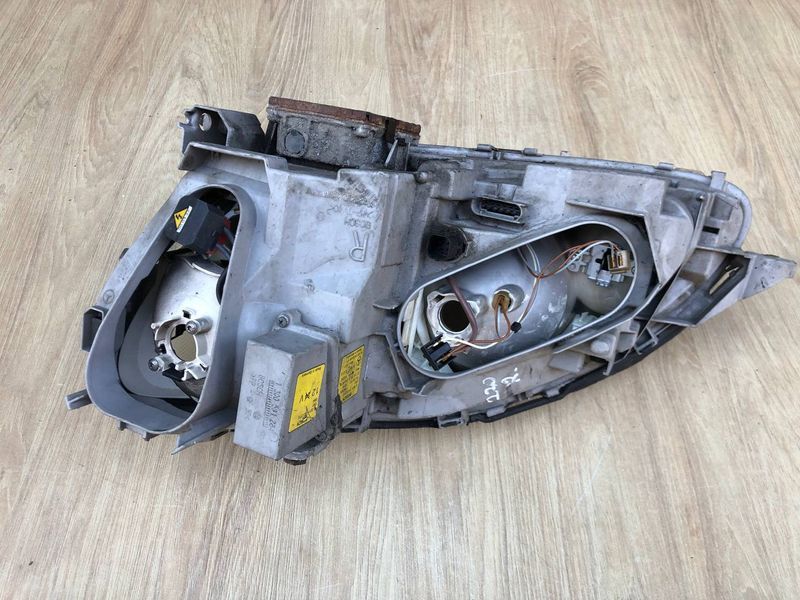 Фара права Mercedes W220 S-class, б.в 2208200861  2208200861 фото