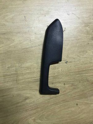 Накладка внутренняя передней левой ручки Skoda Fabia 1, 6Y0867435, б.у. 6Y0867435111 фото