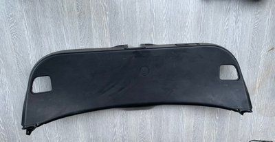 Накладка крышки багажника нижняя Mazda 3 BK, хэтчбек, 2003-2009 г., б.у. 2652656323 фото